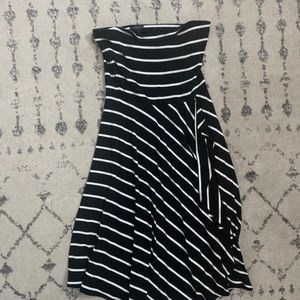 Banana Republic Woman’s Strapless Dress